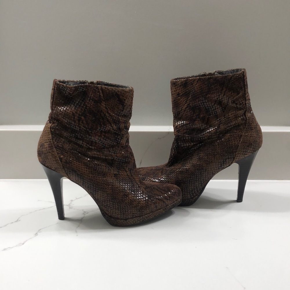 Nine West Leather Snake Skin Boots